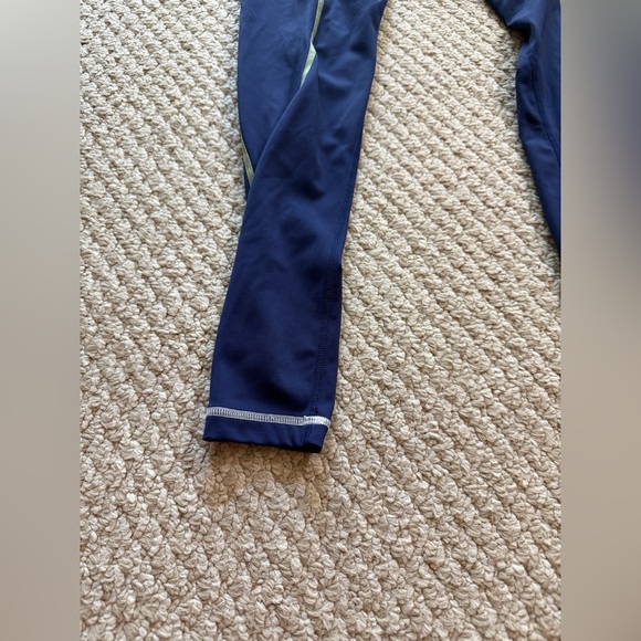 BUFFYBUNNY Legacy leggings SIZE X-small - Picture 4 of 8